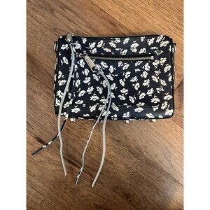 🔸 Rebecca Minkoff Avery Crossbody Bag in Black/White Floral